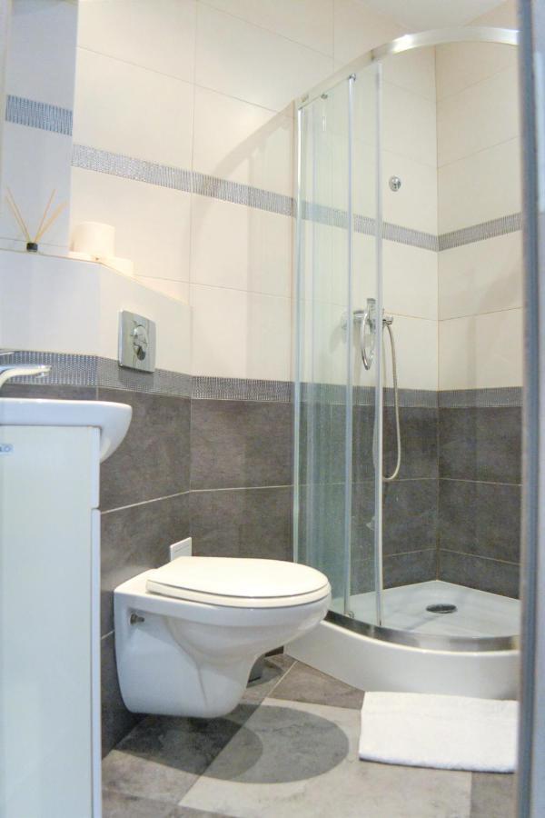 One-Room Apartment On Ogarna St In The Old Town กดัญสก์ ภายนอก รูปภาพ